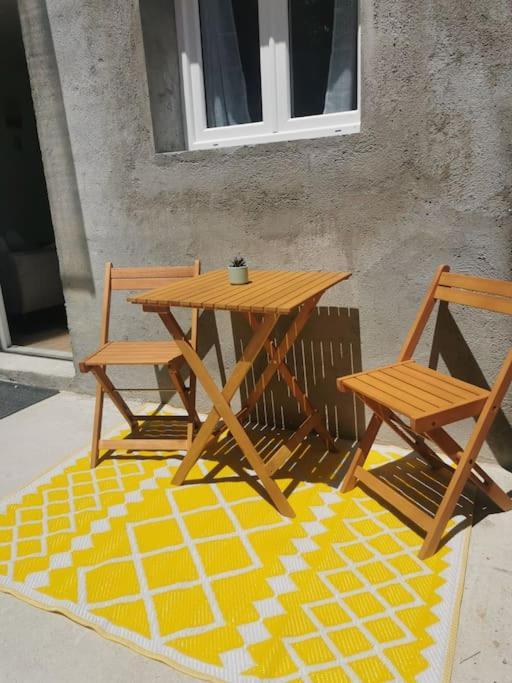 Appartement De 30M2 Pour 2 Personnes Venaco ヴナコ エクステリア 写真